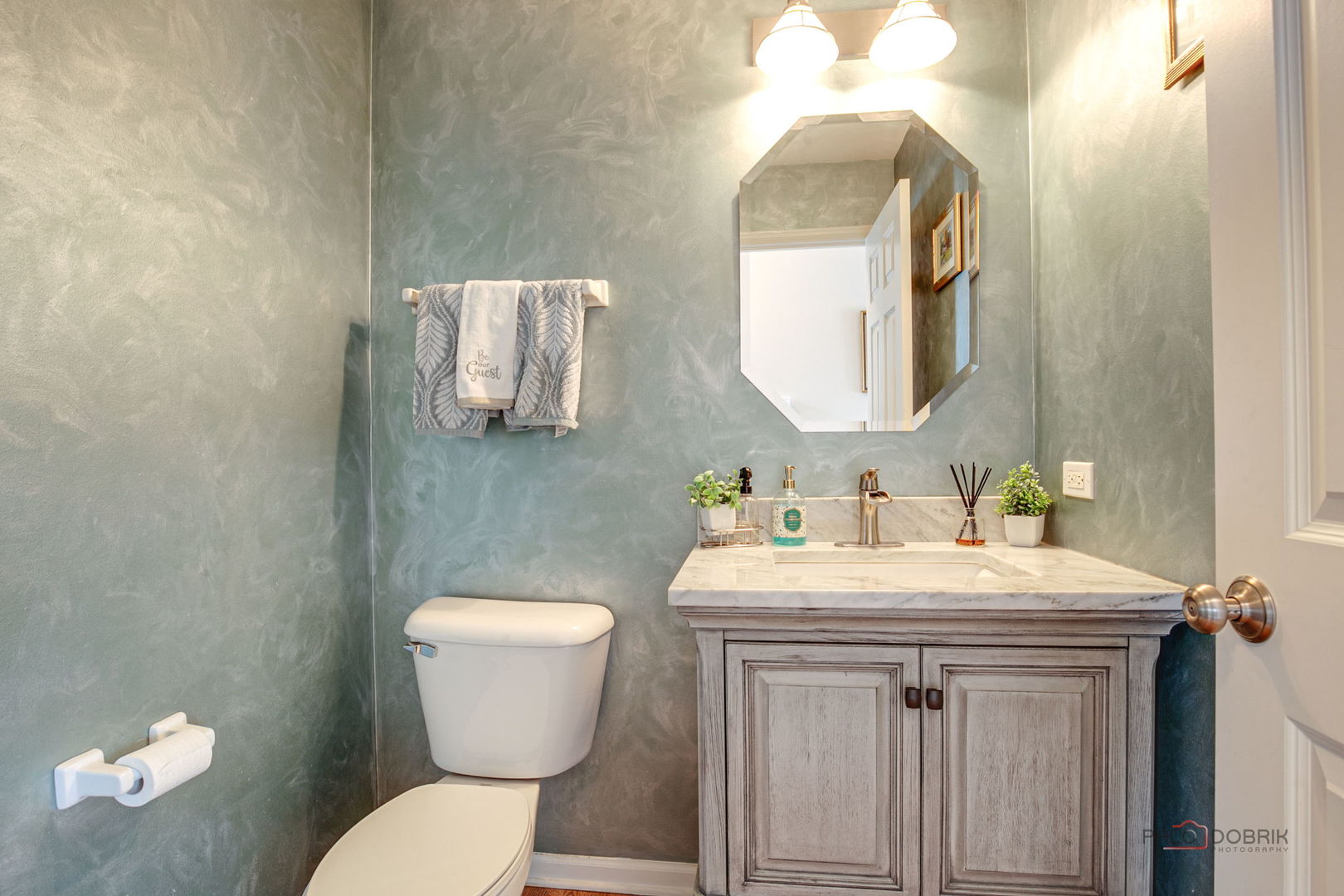 325 Cedar Ridge Drive Lake Villa, IL 60046 - Photo 16 of 47