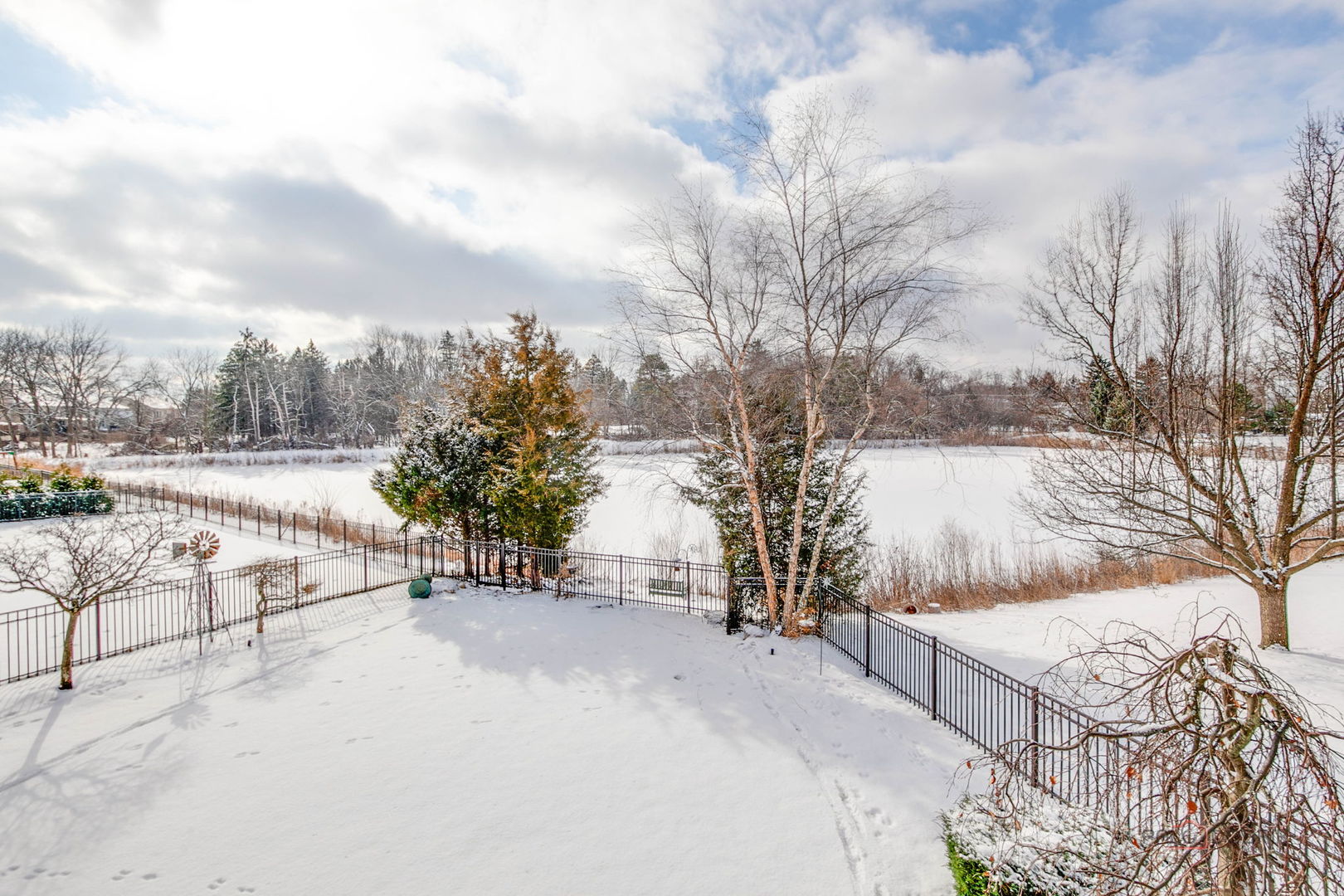 325 Cedar Ridge Drive Lake Villa, IL 60046 - Photo 34 of 47