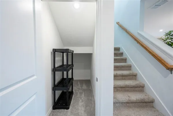 $550,000 | 374 Pine Tree Brg Trail, St. Cloud, FL 34772