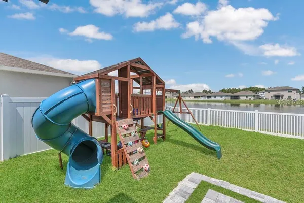 $550,000 | 374 Pine Tree Brg Trail, St. Cloud, FL 34772