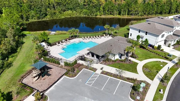 $550,000 | 374 Pine Tree Brg Trail, St. Cloud, FL 34772