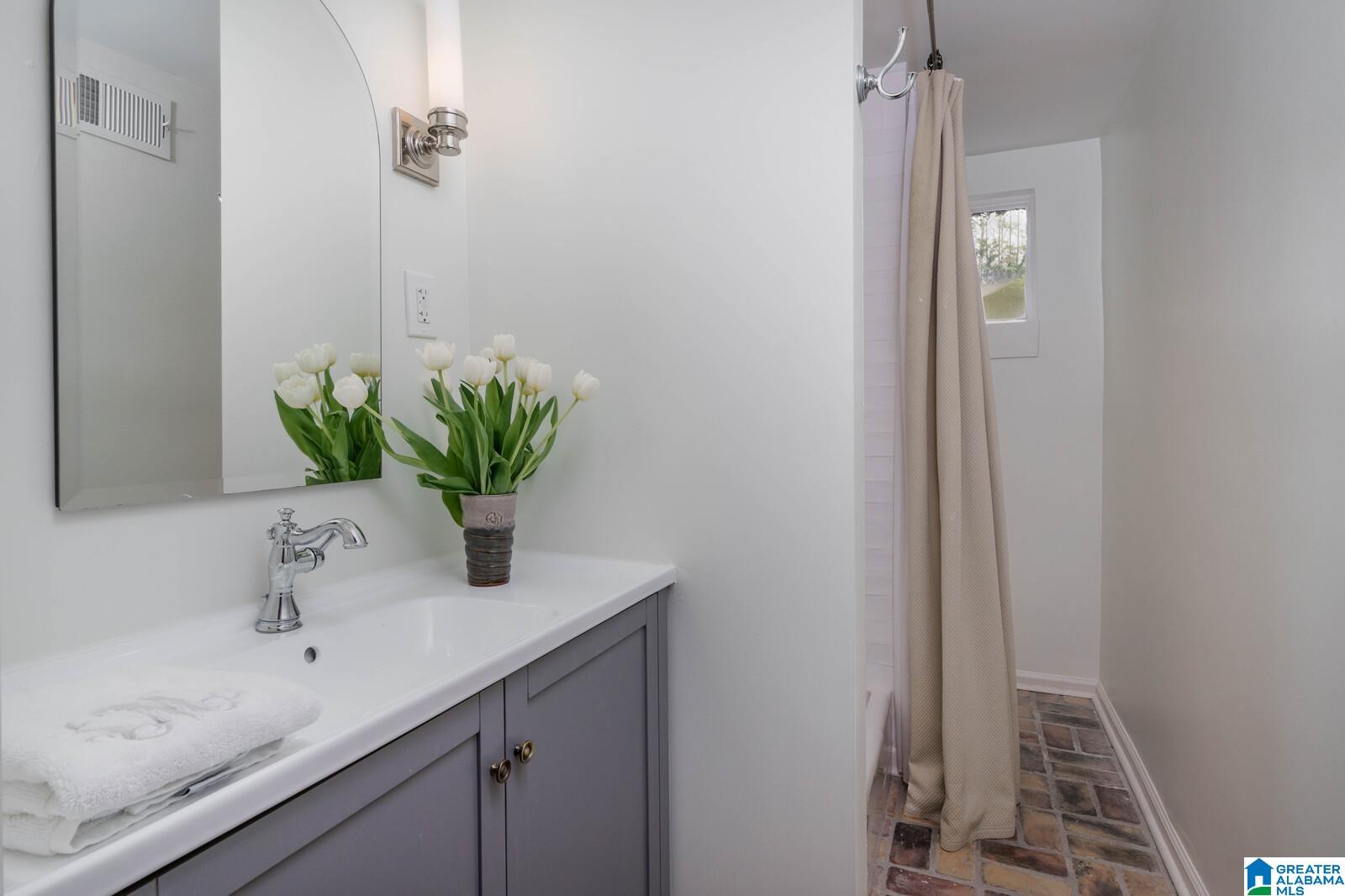 2501 Aberdeen Road Birmingham, AL 35223 - Photo 38 of 53
