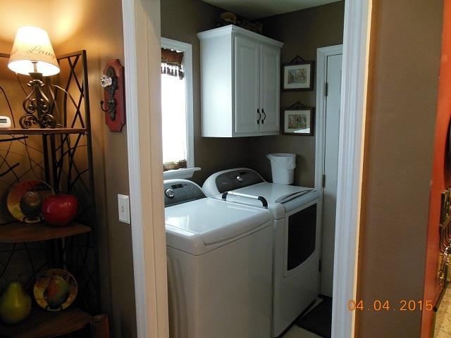 196 Lancaster Road Summerville, SC 29485 - Photo 20 of 36 Laundry