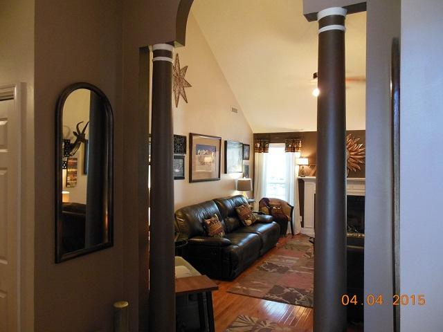 196 Lancaster Road Summerville, SC 29485 - Photo 21 of 36 Living Room (1)