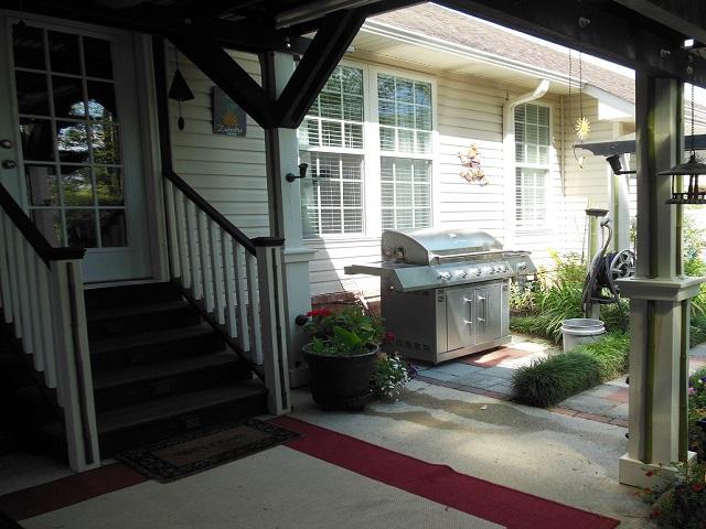 196 Lancaster Road Summerville, SC 29485 - Photo 8 of 36 Backyard (7)