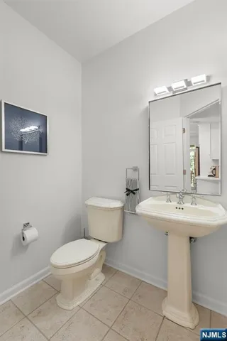 a view of a outdoor space with a house