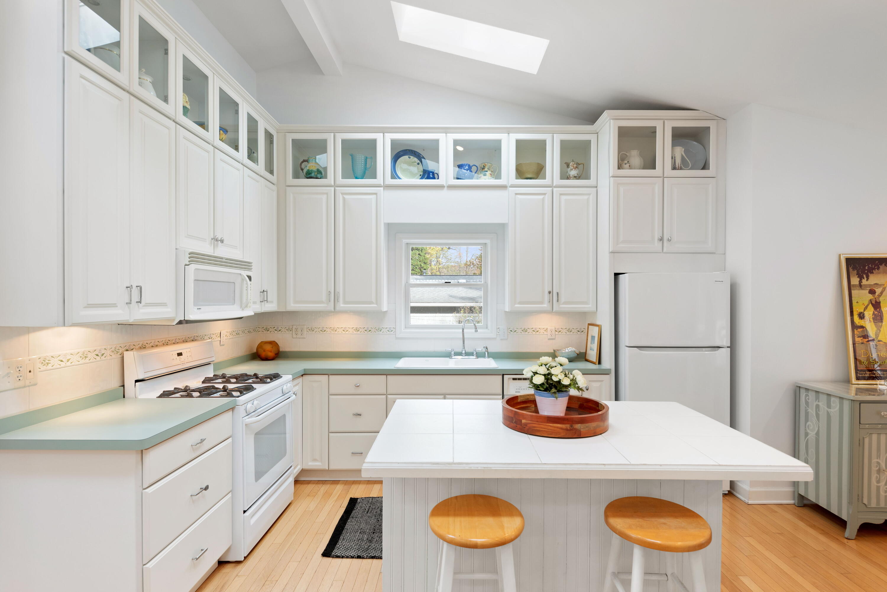 16065 Prusa Road Union Pier, MI 49129 - Photo 7 of 26 Kitchen