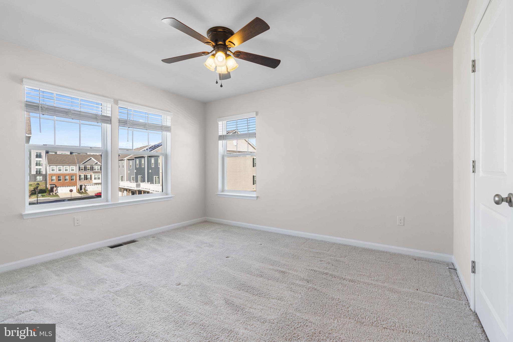 9710 Ruby Lockhart Boulevard Bowie, MD 20721 - Photo 15 of 40 Primary Suite