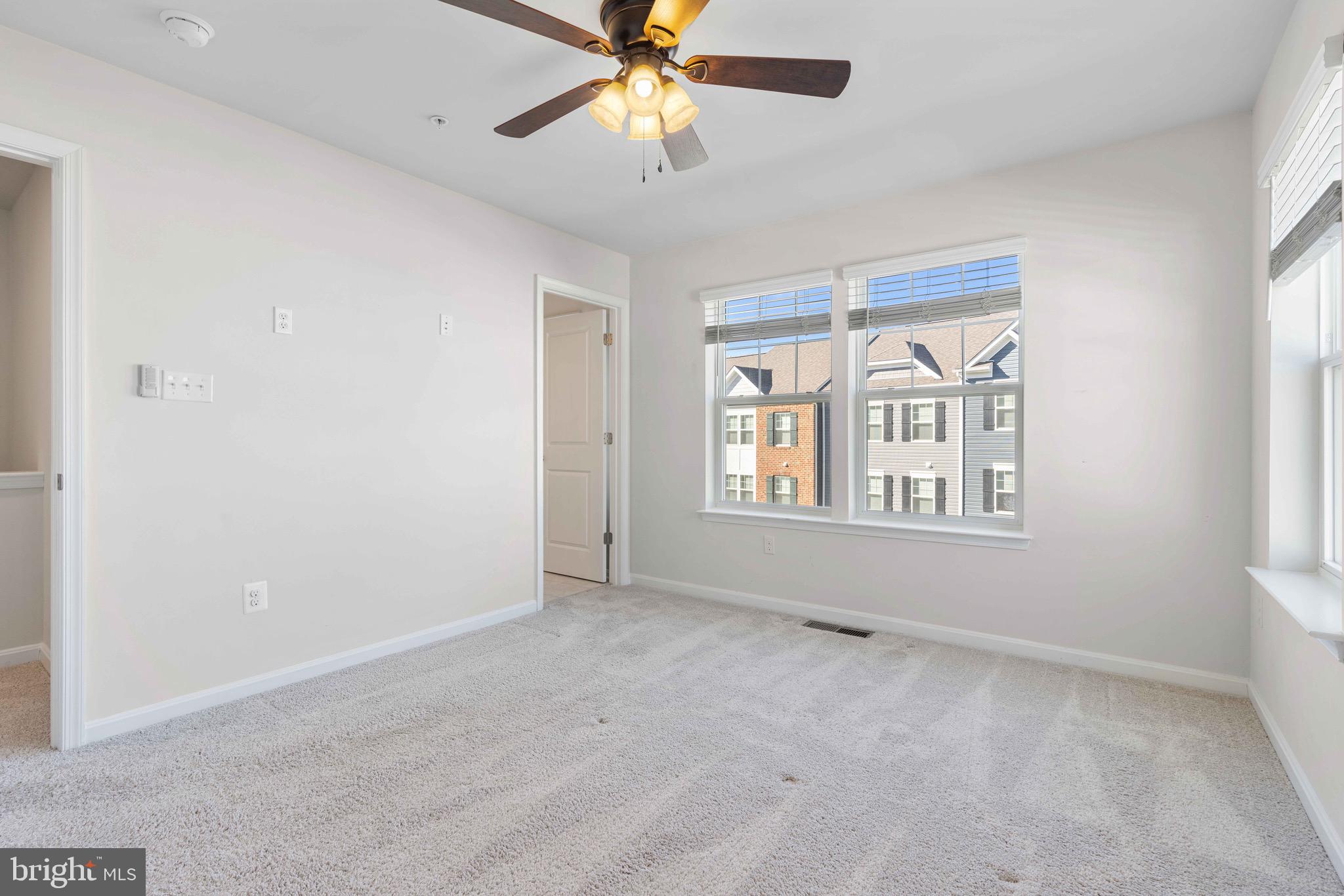 9710 Ruby Lockhart Boulevard Bowie, MD 20721 - Photo 16 of 40 Primary Suite
