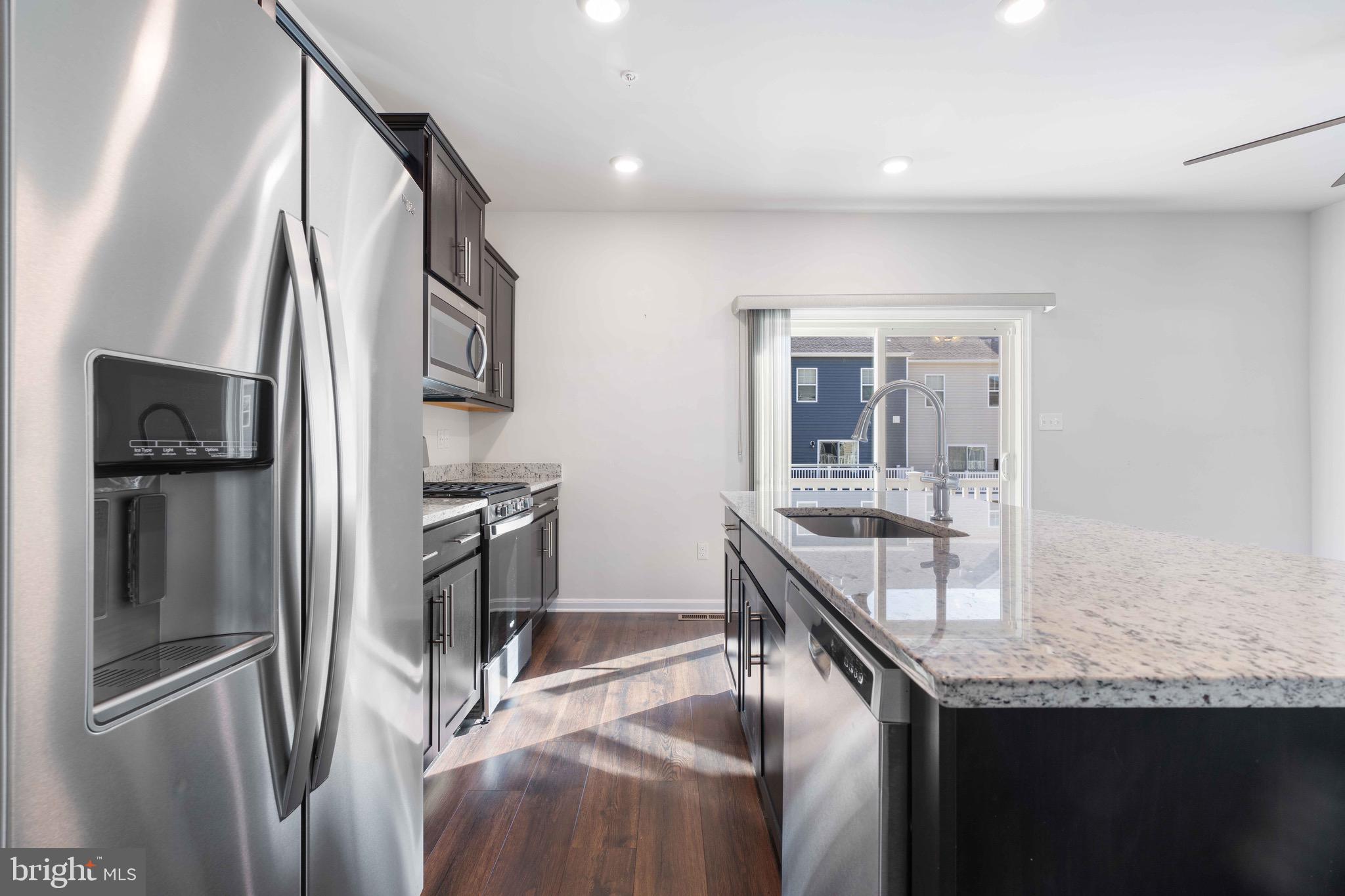 9710 Ruby Lockhart Boulevard Bowie, MD 20721 - Photo 9 of 40 Kitchen