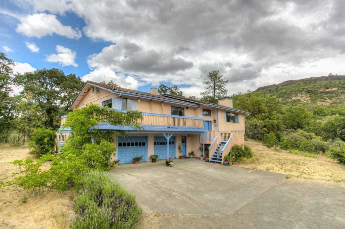12916 Table Rock Road White City, OR 97503 - Photo 2 of 35 Additional Photo
