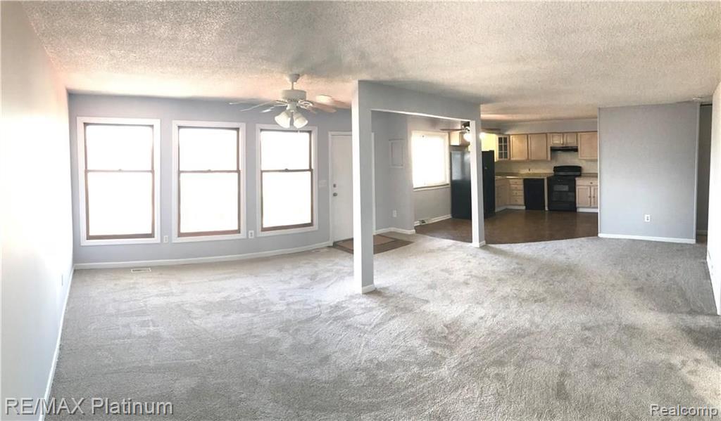 1846 South Hughes Road Brighton, MI 48114 - Photo 13 of 33