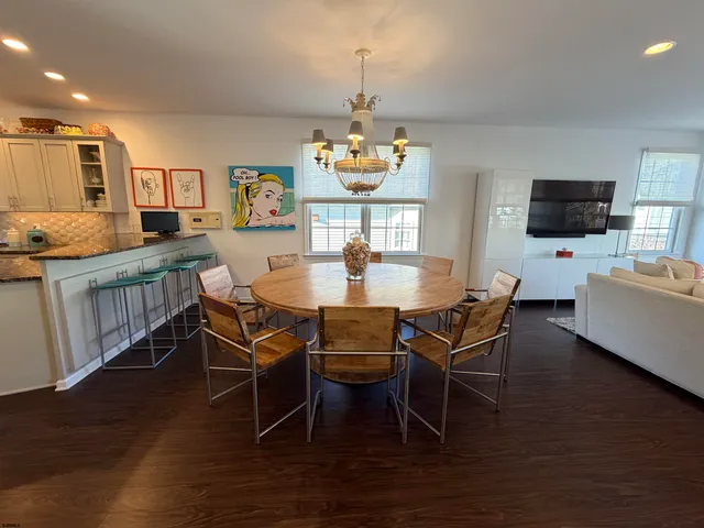 $33,000 | 26 South Coolidge Avenue, Margate City, NJ 08402