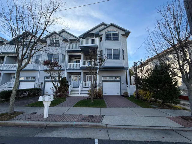 $33,000 | 26 South Coolidge Avenue, Margate City, NJ 08402