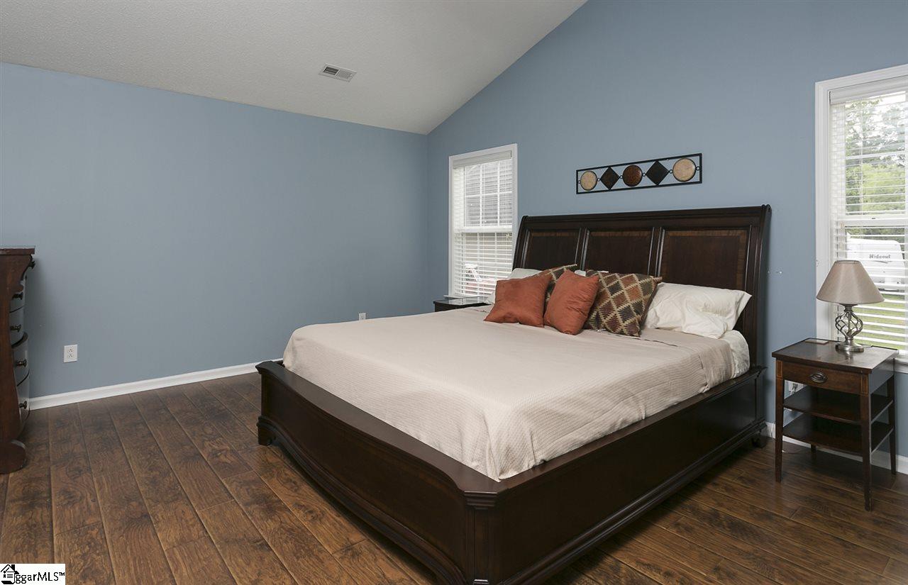 104 Red Wing Court Easley, SC 29642 - Photo 14 of 29 Gallery Image 14