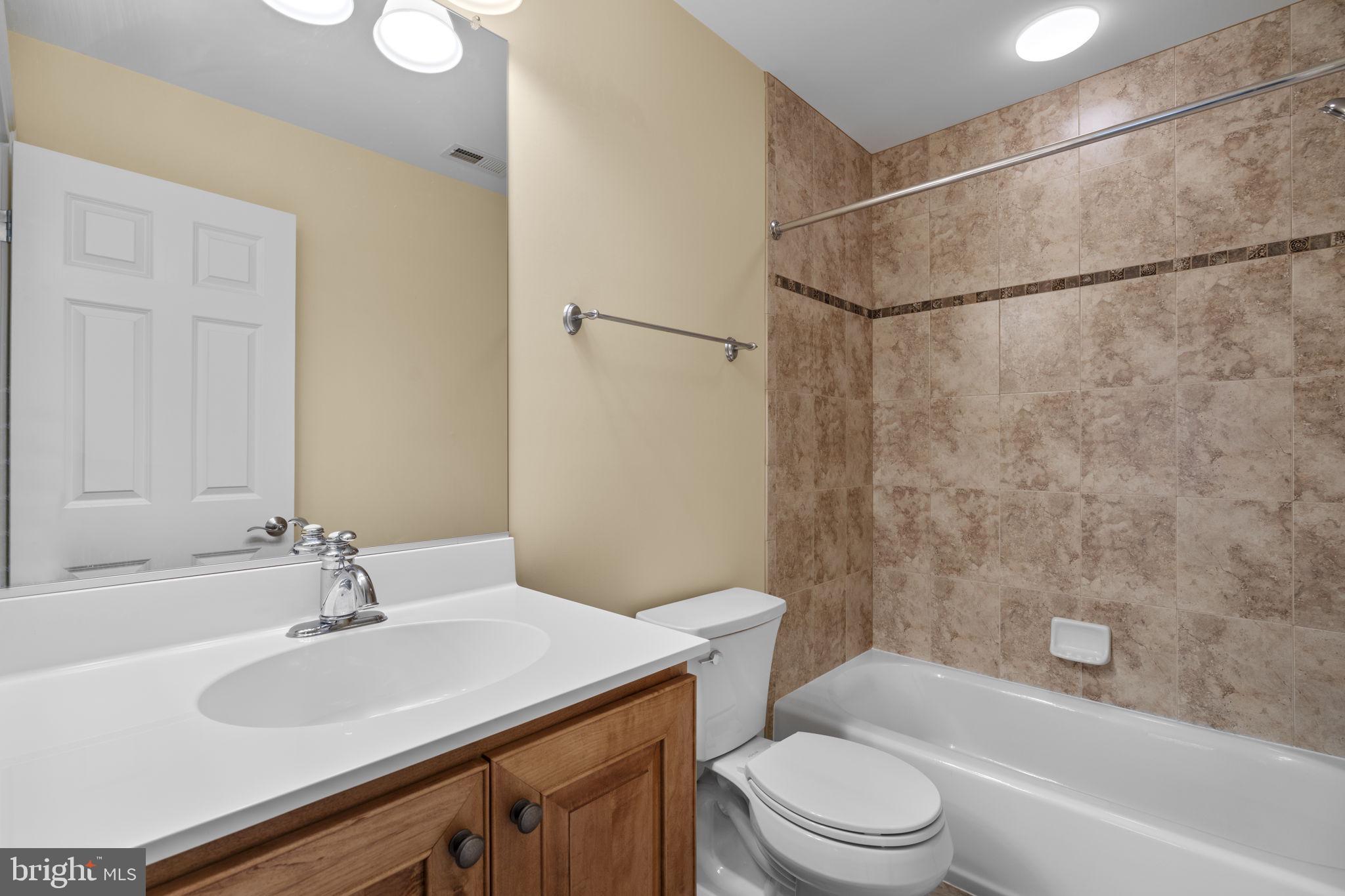 370 Eagle Hill Road Pasadena, MD 21122 - Photo 59 of 118 Bedroom 4 Attached Bath