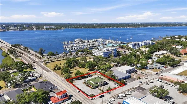 $1,300,000 | 337 8th Avenue West, Palmetto, FL 34221