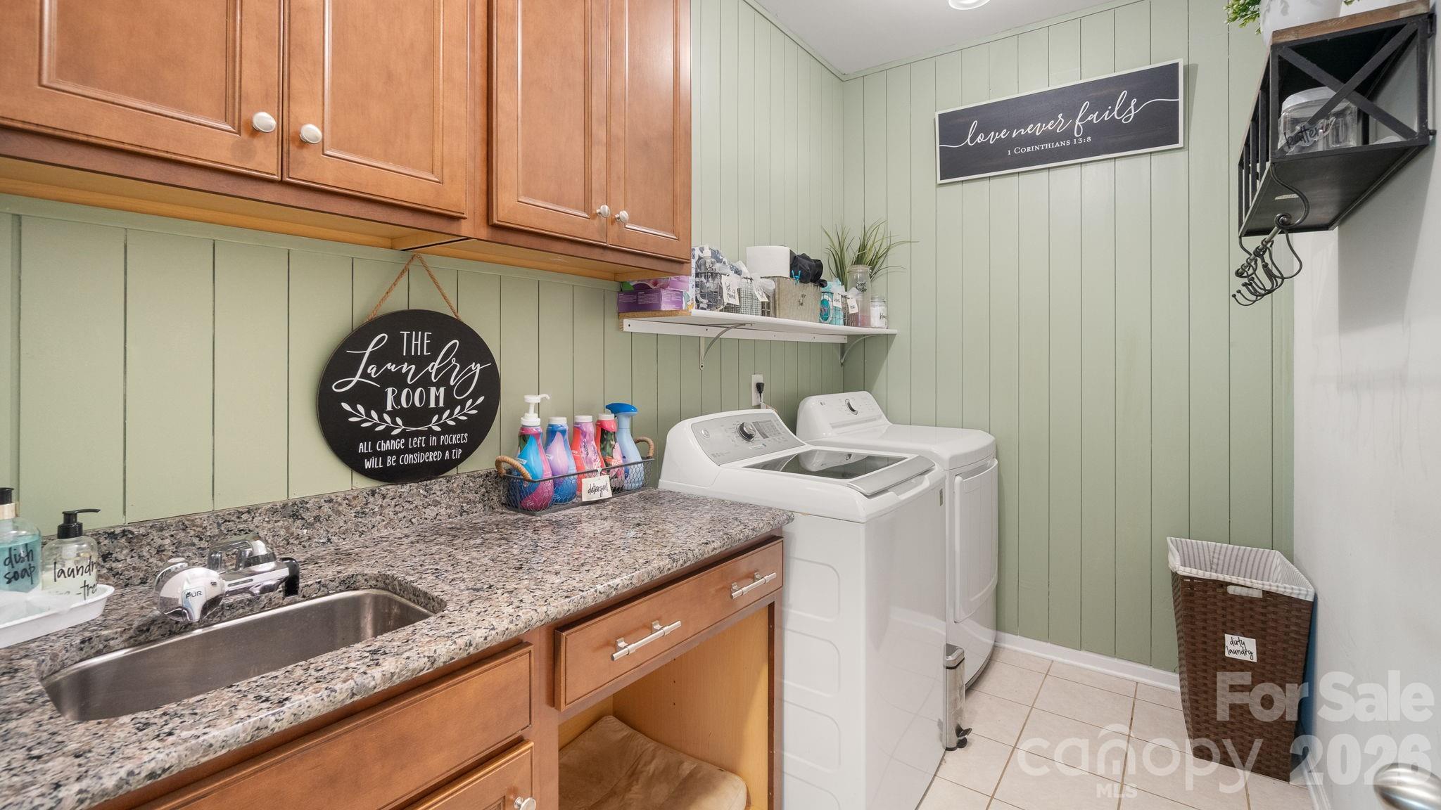 4708 Summerside Drive Clover, SC 29710 - Photo 9 of 48 a bathroom with a sink a vanity and a toilet