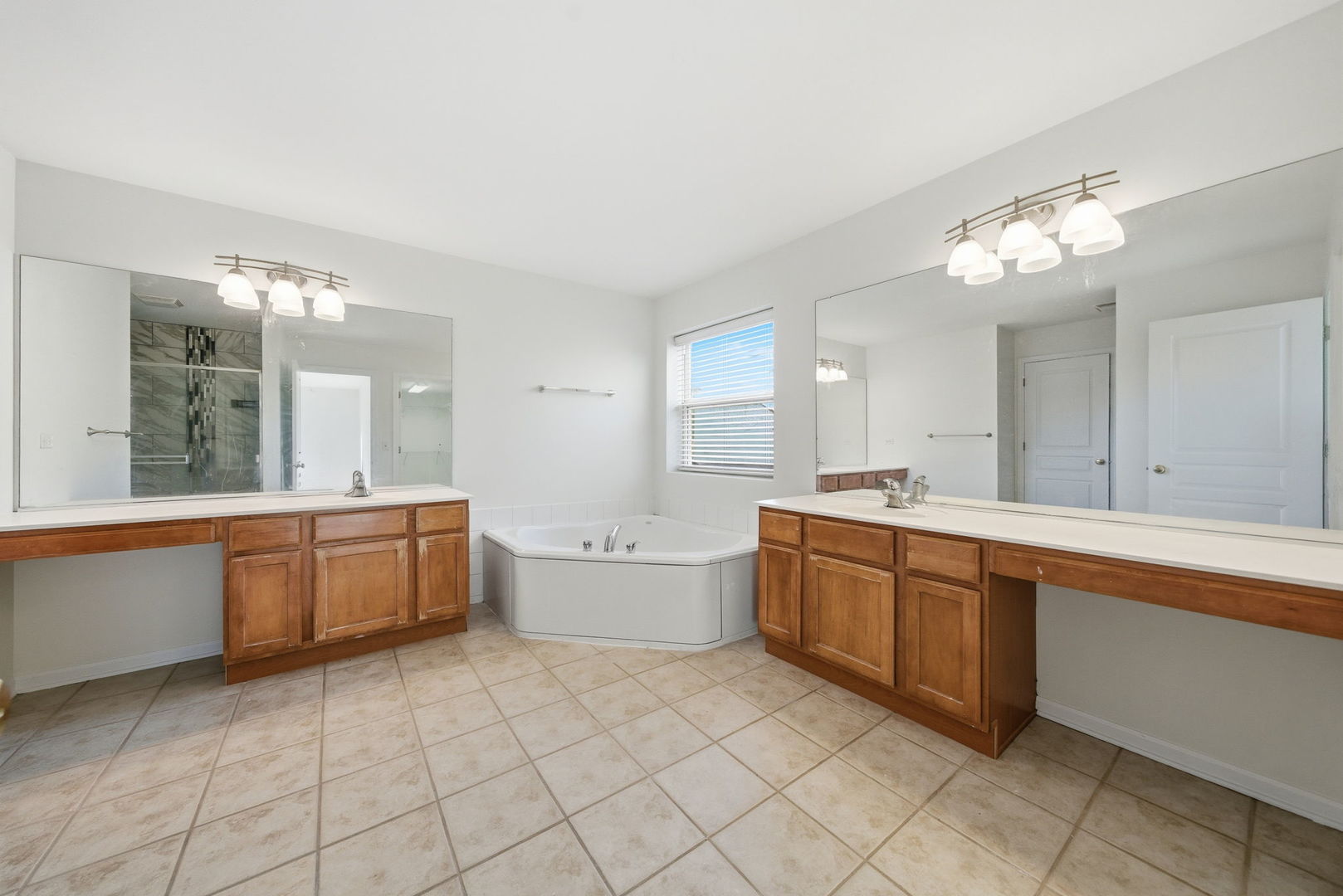 402 Marshall Ash Street Bolingbrook, IL 60490 - Photo 13 of 19