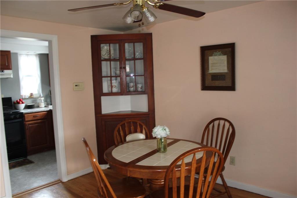 859 Rolling Rock Road Pittsburgh, PA 15234 - Photo 12 of 25 Gallery Image 12