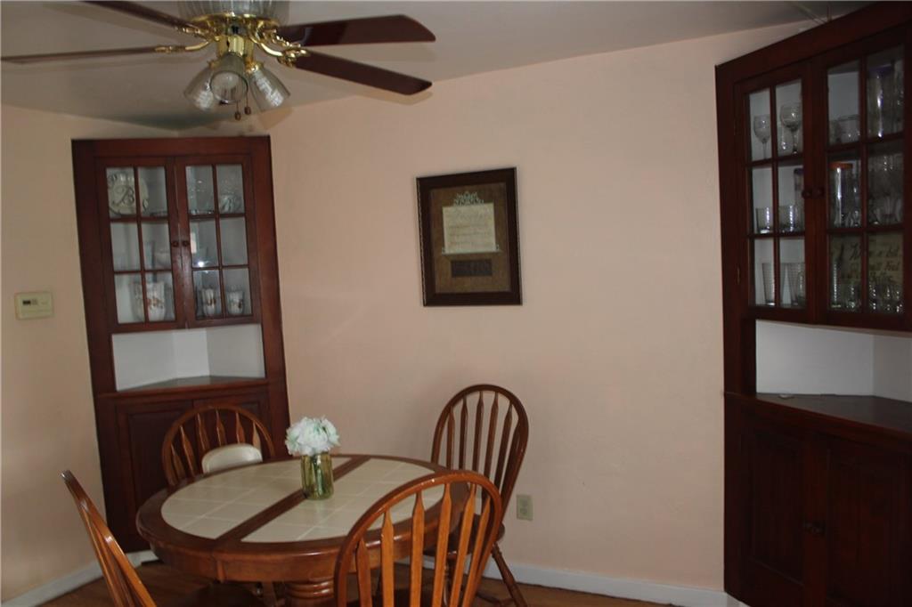 859 Rolling Rock Road Pittsburgh, PA 15234 - Photo 13 of 25 Gallery Image 13