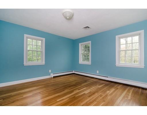 61 Harrington Ridge Road Sherborn, MA 01770 - Photo 15 of 20 Gallery Image 15