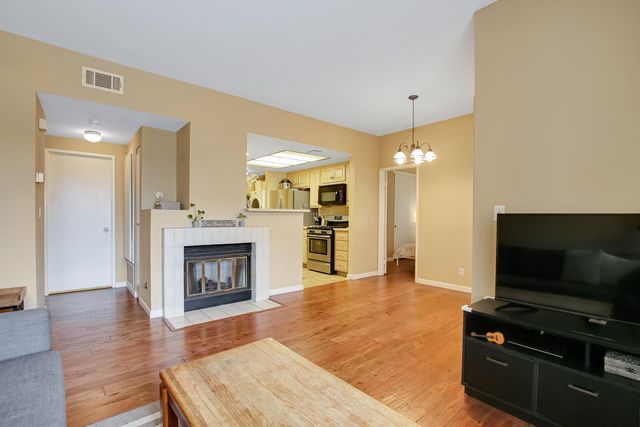 $630,000 | 1260 Franciscan Court, Unit 3, Carpinteria, CA 93013