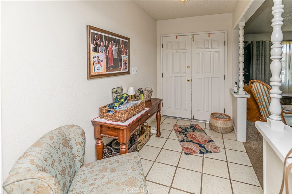 3552 Wathen Court Merced, CA 95348 - Photo 2 of 14 a living room with furniture