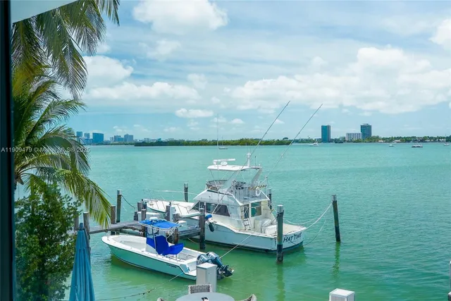 $8,999,000 | 7720 Miami View Drive, North Bay Village, FL 33141