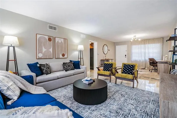 $2,800 | 3718 West McKay Avenue, Unit 104, Tampa, FL 33609