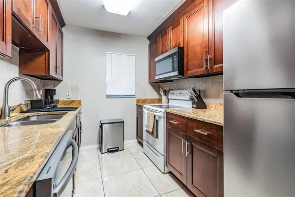 $2,800 | 3718 West McKay Avenue, Unit 104, Tampa, FL 33609