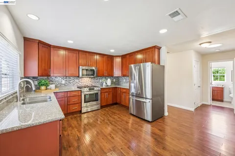 $1,250,000 | 21132 Tyee Court, Castro Valley, CA 94546