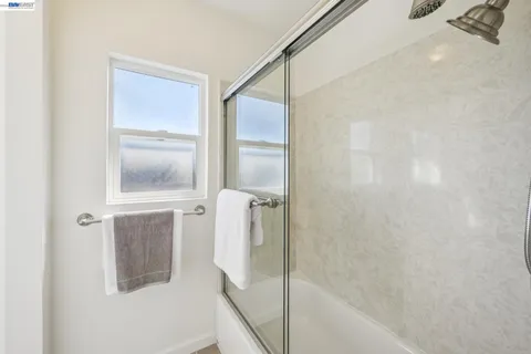 $1,250,000 | 21132 Tyee Court, Castro Valley, CA 94546