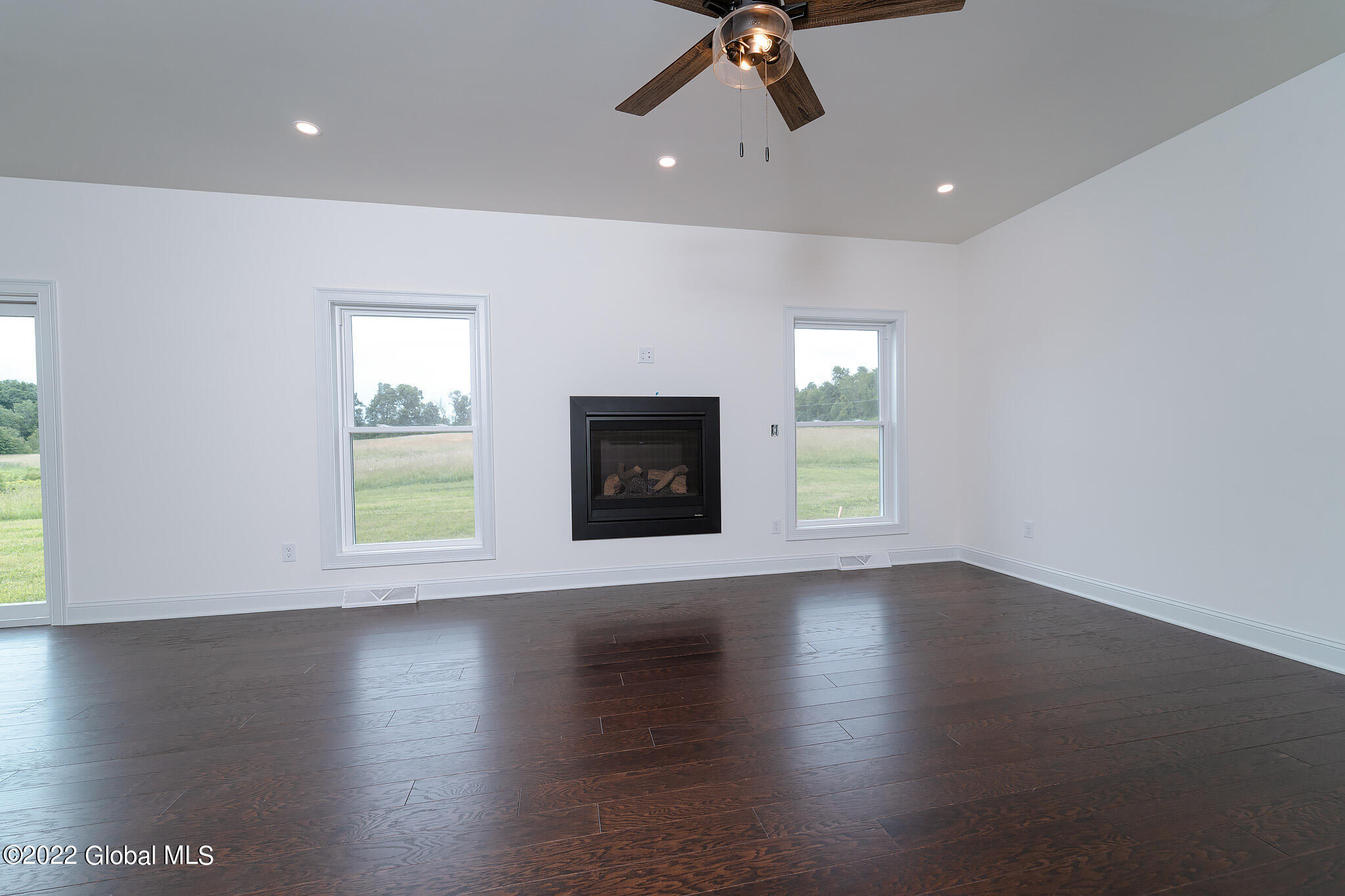 8 Creek Road Wynantskill, NY 12198 - Photo 7 of 27 029-289-Morner-Rd