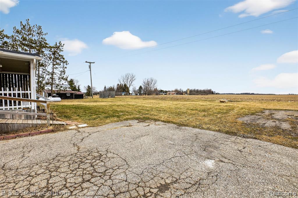 6946 Clifford Road Marlette, MI 48453 - Photo 23 of 25
