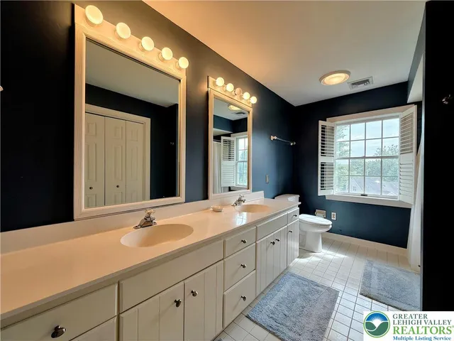 $849,900 | 1997 West Point Drive, Bethlehem, PA 18015