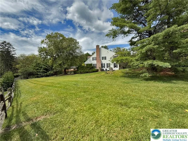 $849,900 | 1997 West Point Drive, Bethlehem, PA 18015