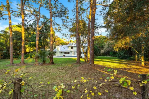 $1,850,000 | 19150 Southeast Jupiter Road, Jupiter, FL 33458