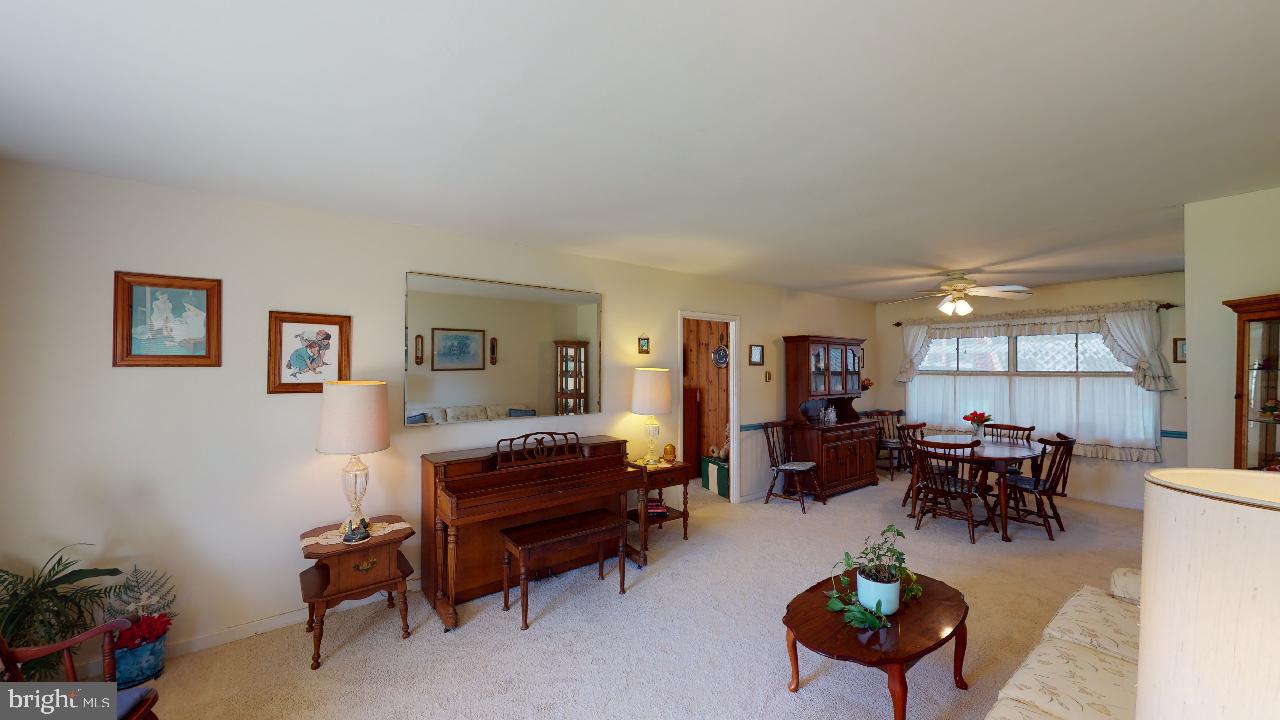 411 Briar Road Exton, PA 19341 - Photo 8 of 25 Gallery Image 8