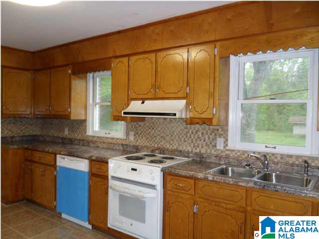 5385 Hollis Goodwin Road Dora, AL 35062 - Photo 8 of 18