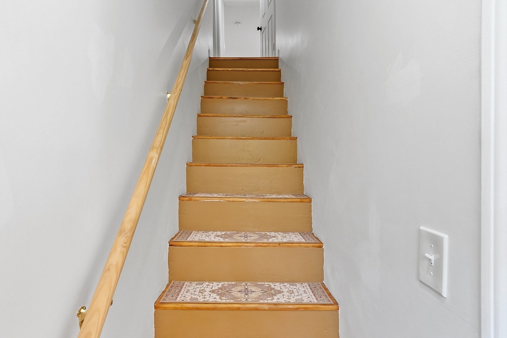 10 Burnham Road Andover, MA 01810 - Photo 11 of 25