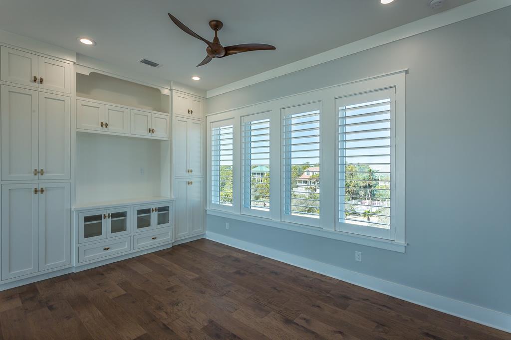 1916 Nautilus Road Eastpoint, FL 32328 - Photo 18 of 53
