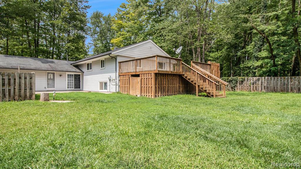19611 Clark Road Belleville, MI 48111 - Photo 34 of 40