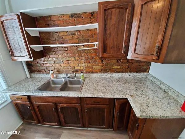 $299,000 | 397 Washington Avenue, Albany, NY 12206
