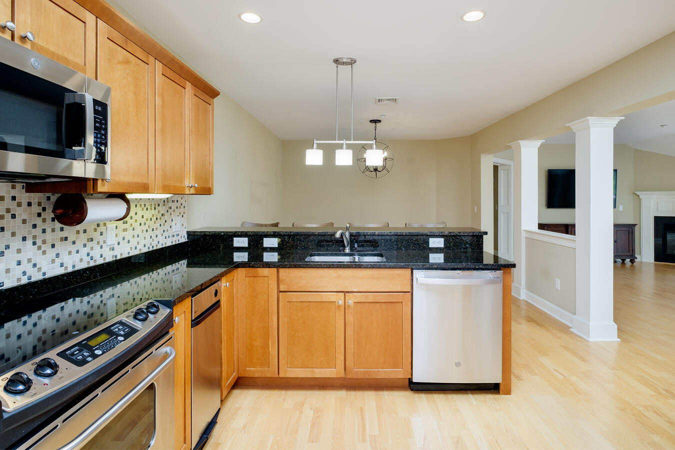 100 Shepard's Cove Road, Unit H305 Kittery, ME 03904 - Photo 14 of 45 305 H Shepards Cove WEB 15