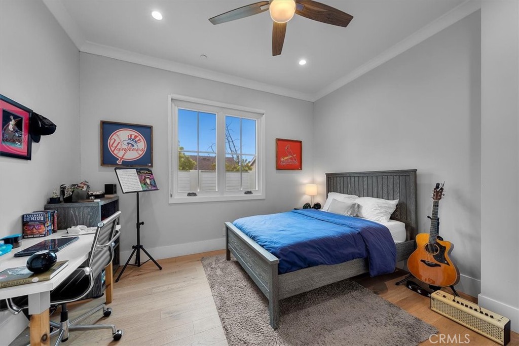 1920 Gates Avenue, Unit B Redondo Beach, CA 90278 - Photo 23 of 31 Ensuite bedroom #2