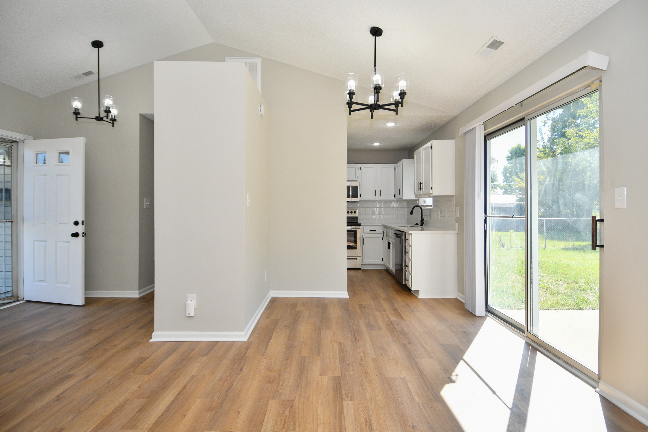 2610 North Rural Street Indianapolis, IN 46218 - Photo 9 of 36