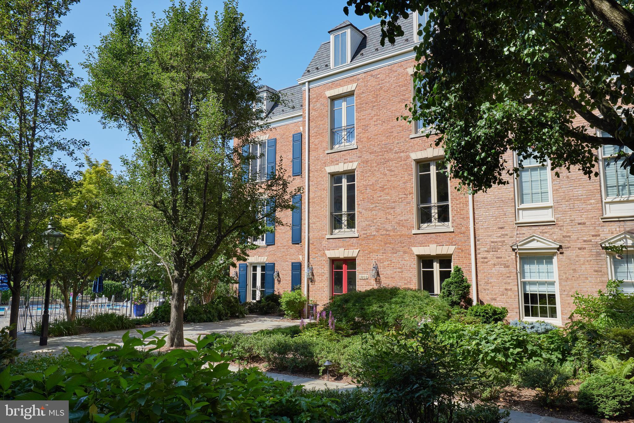 1802 Kalorama Square, Unit 16 Washington, DC 20008 - Photo 2 of 58