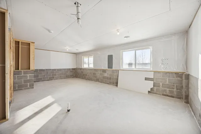 $284,900 | 1106 45th Avenue Northeast, St. Cloud, MN 56304