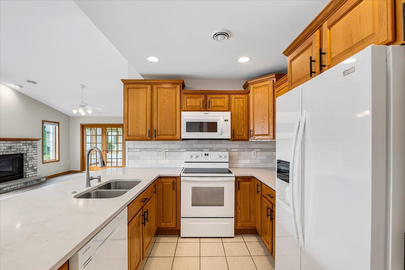 604 Springbrook Circle DeForest, WI 53532 - Photo 17 of 45 Gallery Image 17